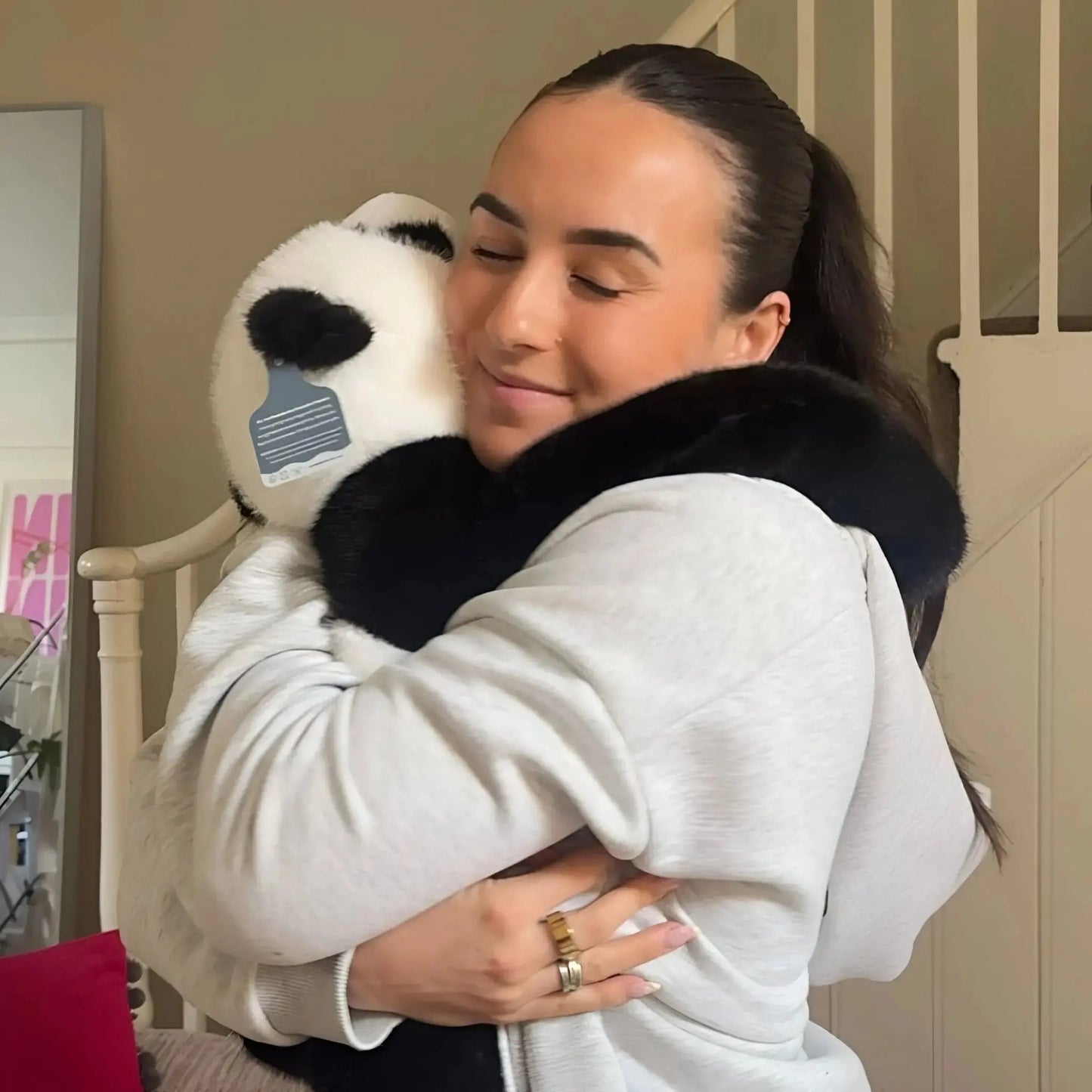 Sarılan Peluş Panda