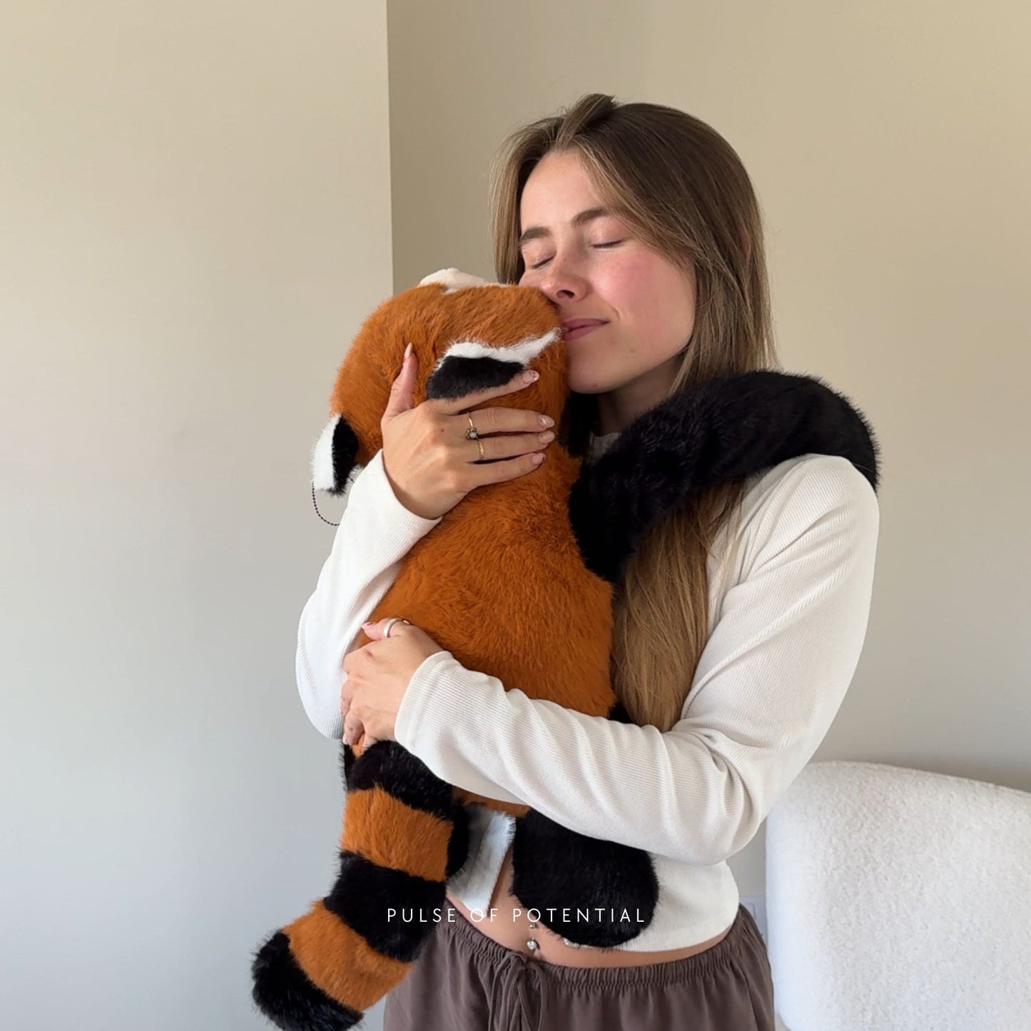 Sarılan Peluş Turuncu Siyah Panda